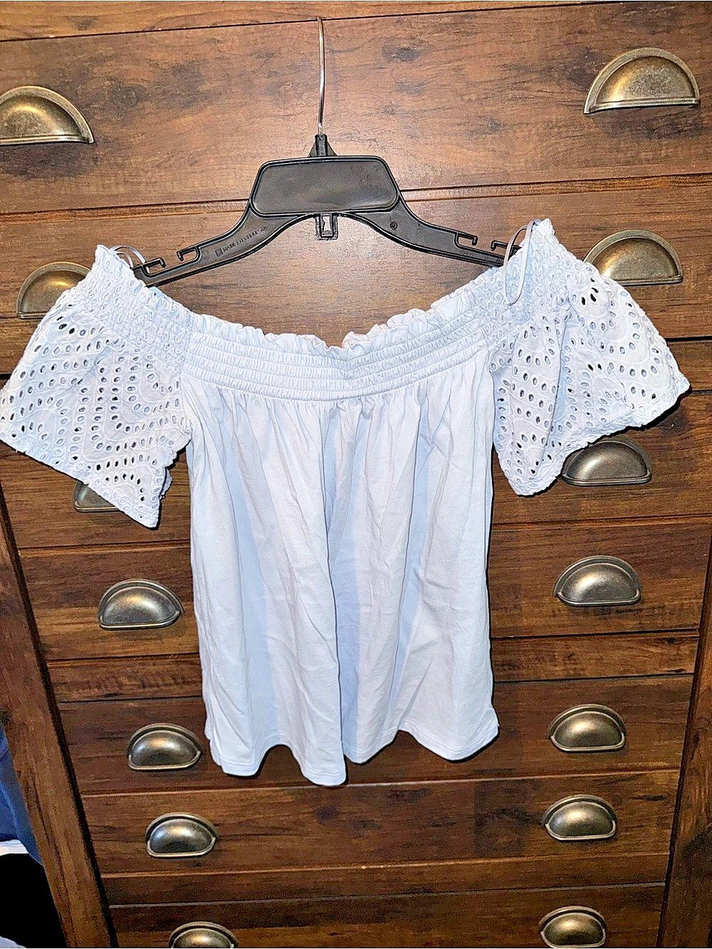 Express Eyelet Sleeve Blouse in Blue Like New